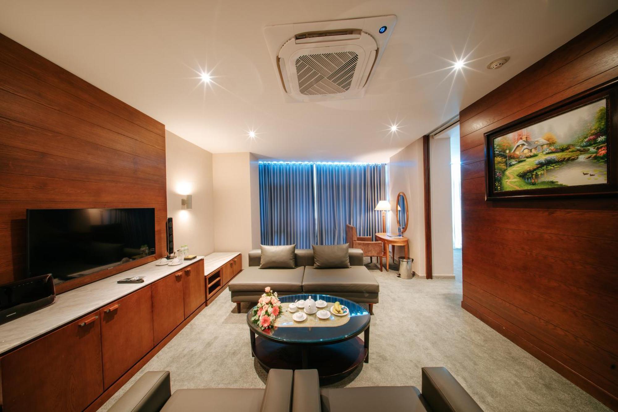וונג טאו Petro Hotel מראה חיצוני תמונה