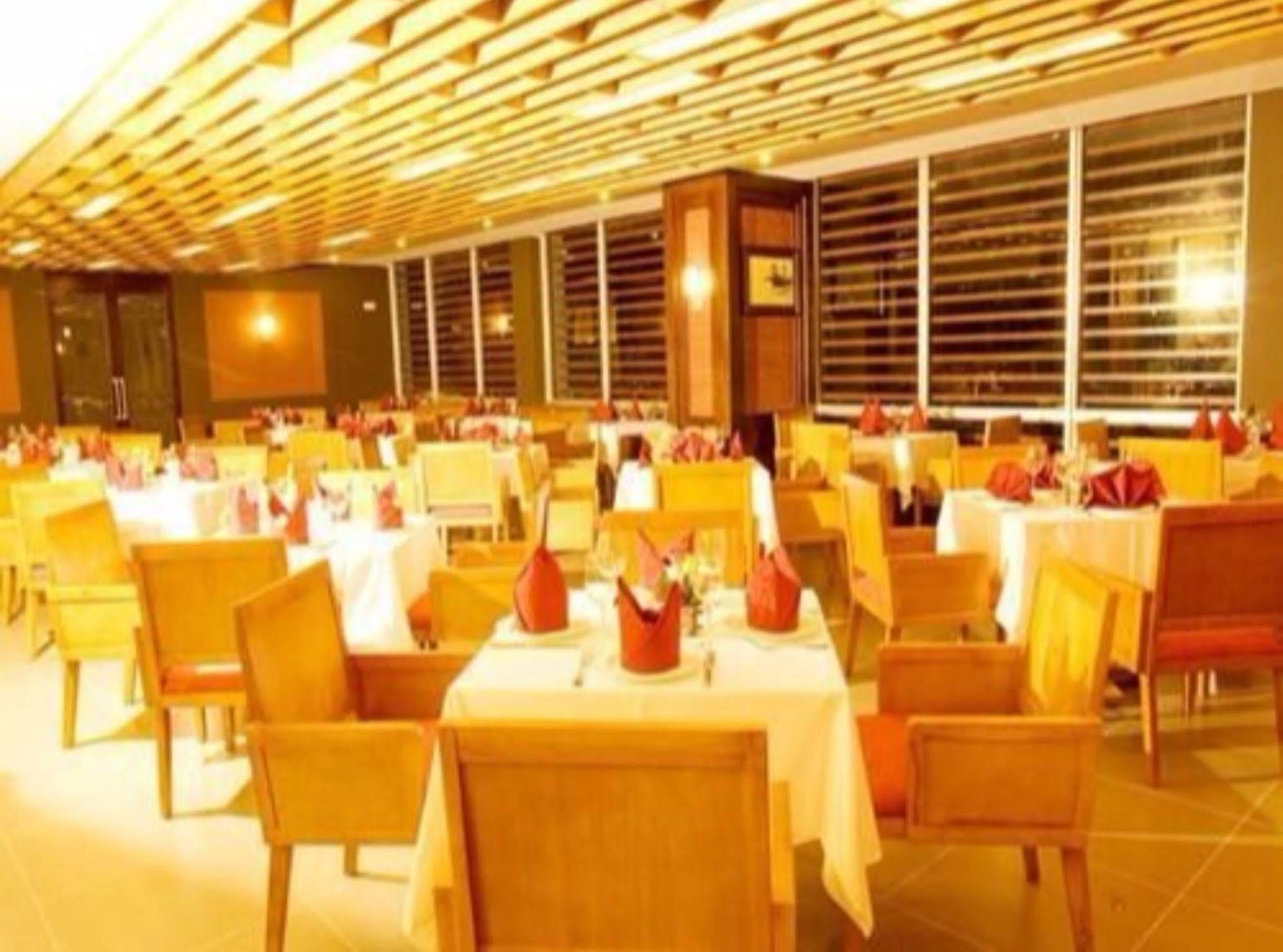 וונג טאו Petro Hotel מראה חיצוני תמונה