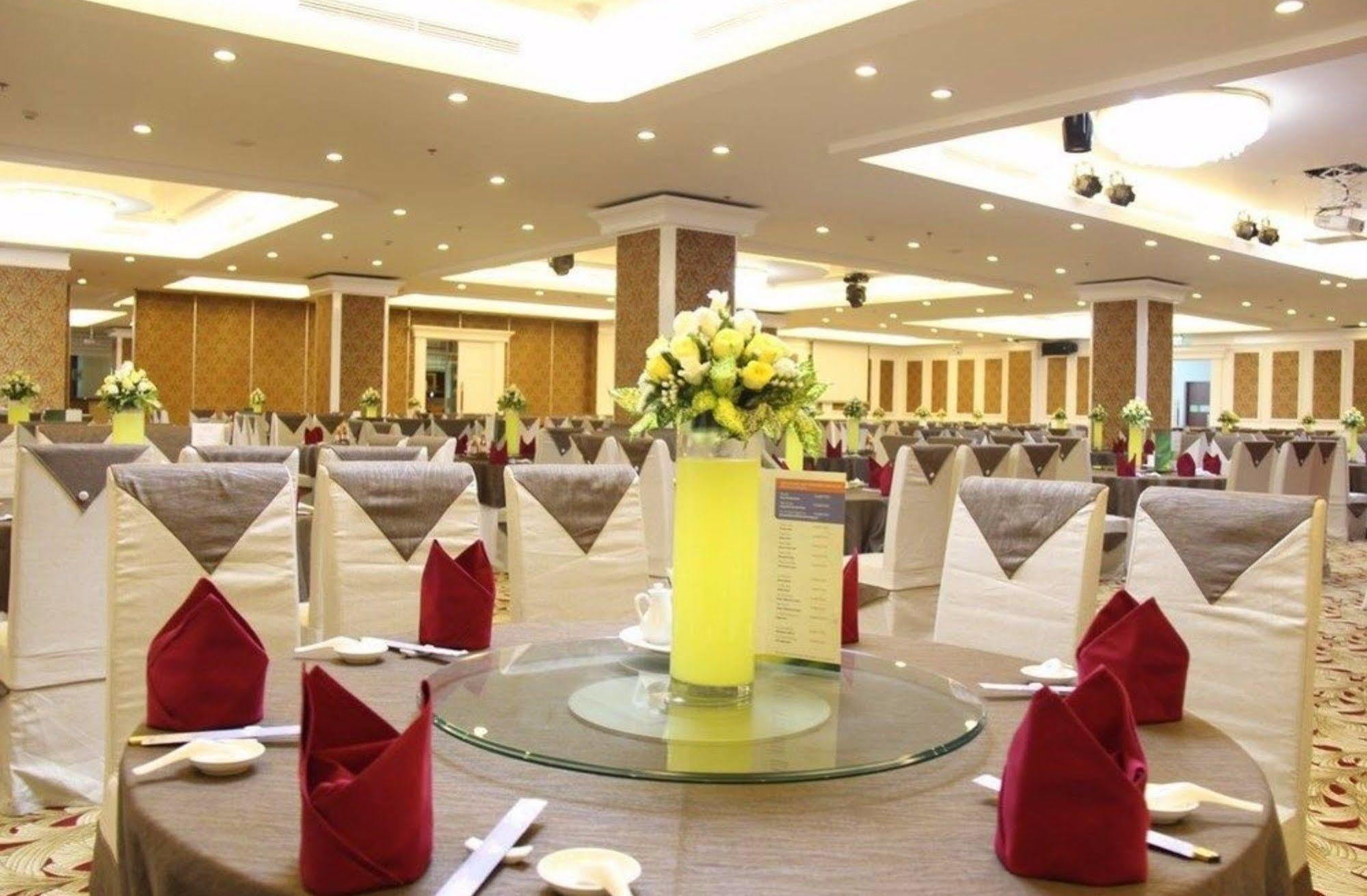 וונג טאו Petro Hotel מראה חיצוני תמונה