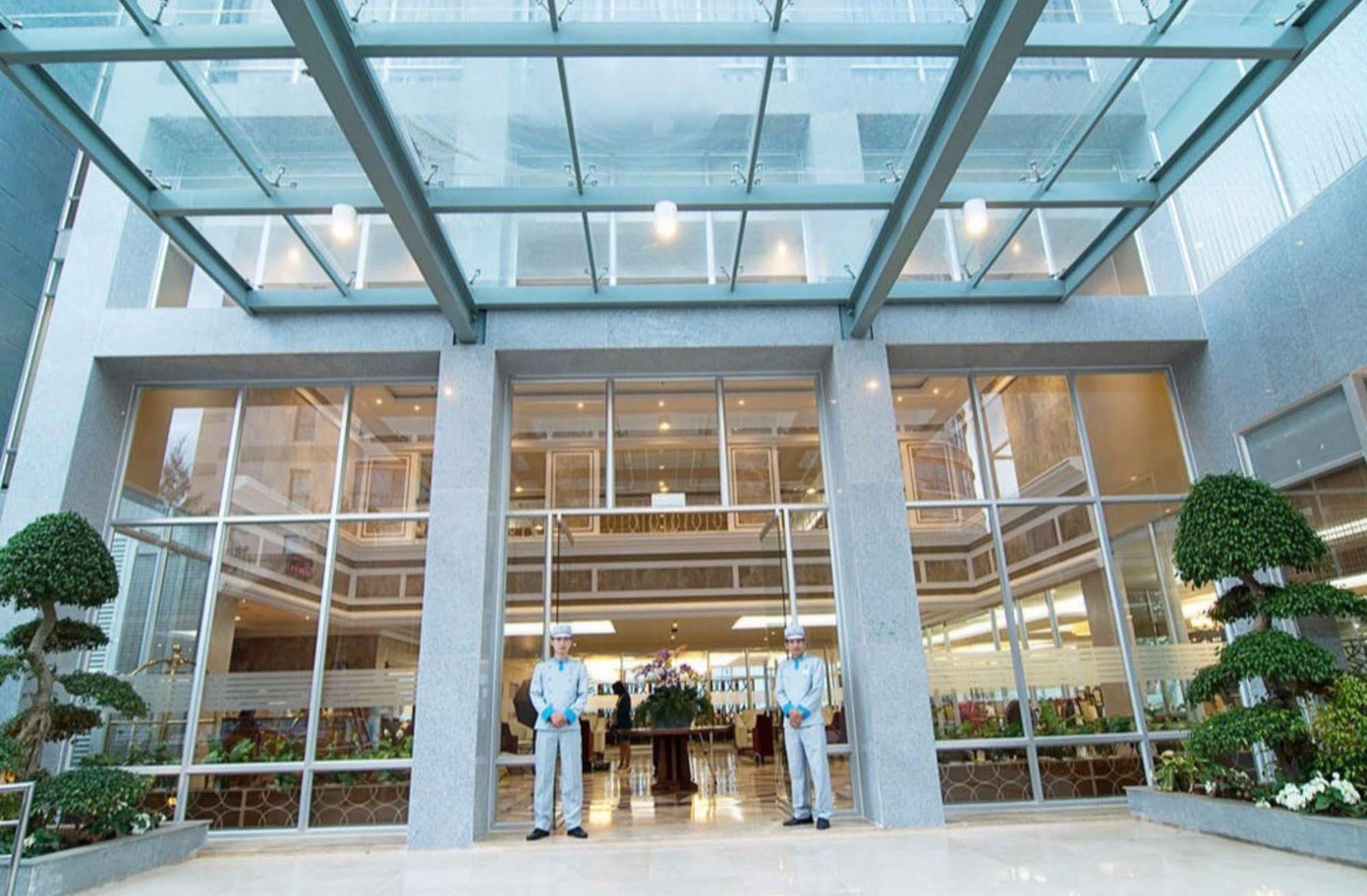 וונג טאו Petro Hotel מראה חיצוני תמונה