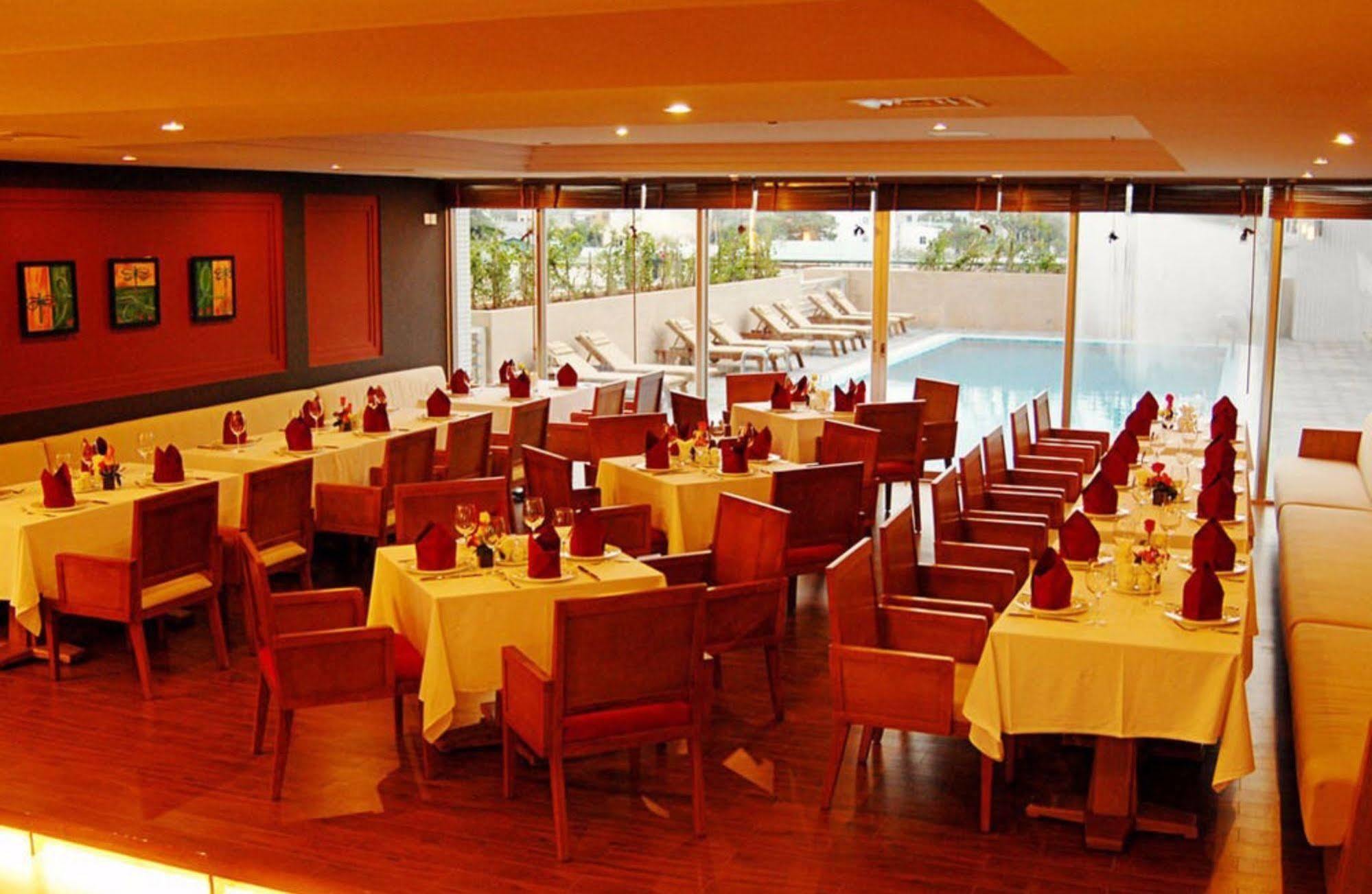 וונג טאו Petro Hotel מראה חיצוני תמונה