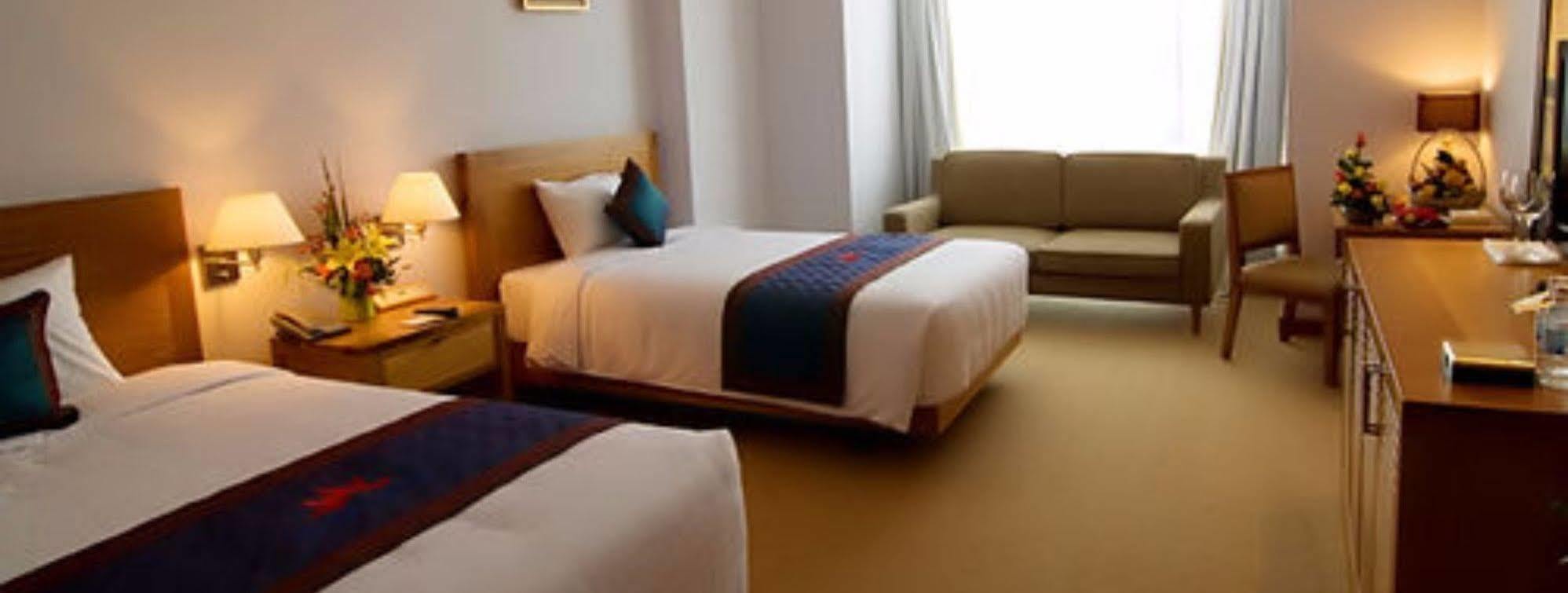 וונג טאו Petro Hotel מראה חיצוני תמונה